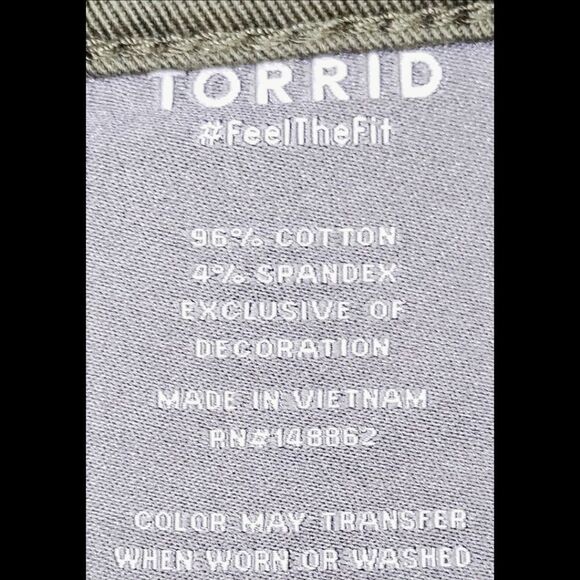 Torrid plus size floral cold shoulder top with olive twill aviator crop jean set - Picture 16 of 16